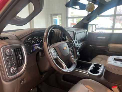 Used 2022 Chevrolet Silverado 1500 LTZ AWD/4WD image 14