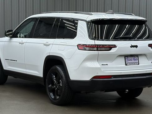 Used 2024 Jeep Grand Cherokee L Altitude AWD/4WD image 3