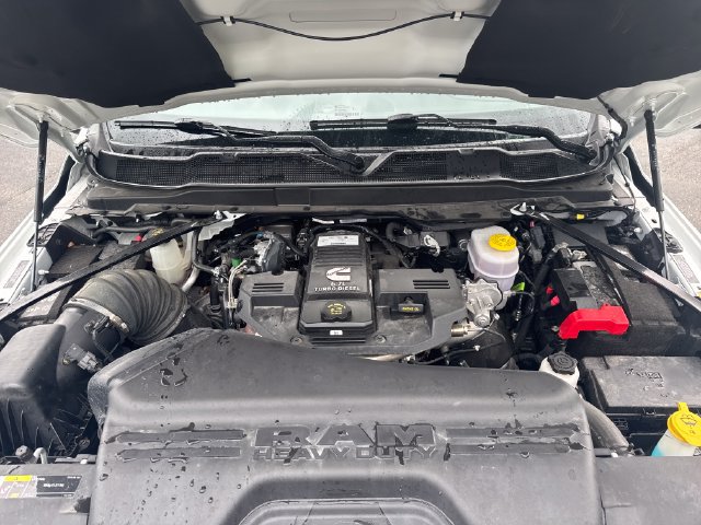 Used 2024 RAM 2500 Laramie w/ Night Edition AWD/4WD image 18