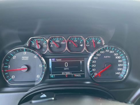 Used 2018 Chevrolet Tahoe LT AWD/4WD image 5