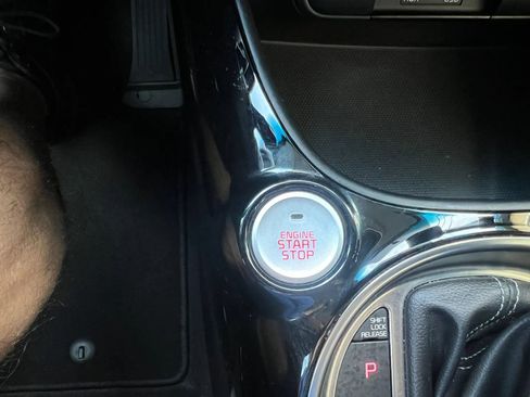 Used 2018 Kia Soul + w/ Audio Package FWD image 11
