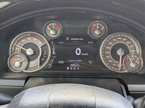 Used 2018 RAM 3500 Laramie Longhorn image 11