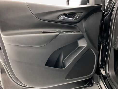 Used 2024 Chevrolet Equinox LT image 18