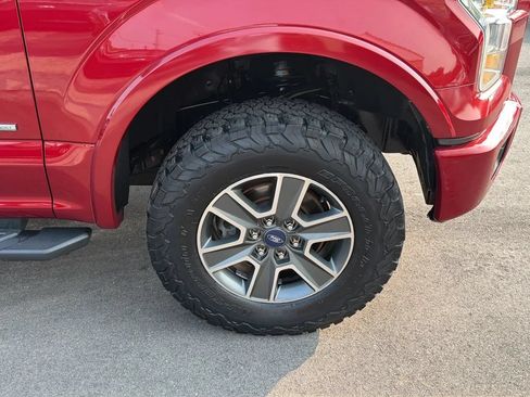 Used 2016 Ford F150 XLT w/ Equipment Group 301A Mid AWD/4WD image 9