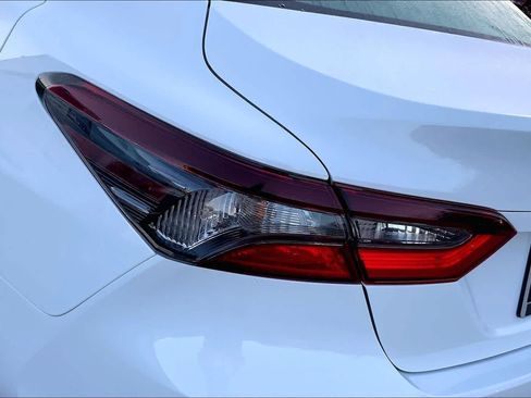 Used 2024 Toyota Camry LE w/ Convenience Package image 28