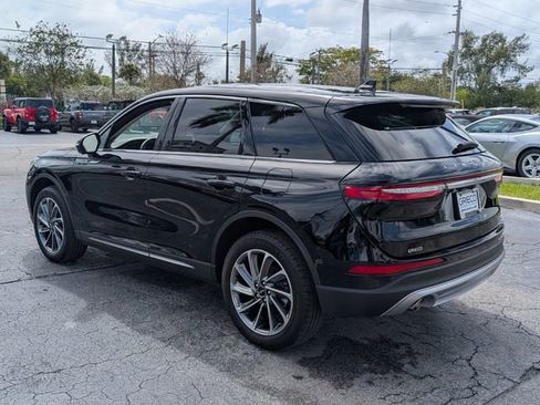 Used 2023 Lincoln Corsair FWD w/ Equipment Group 101A image 5