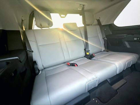 Used 2023 Toyota Sequoia Limited image 26