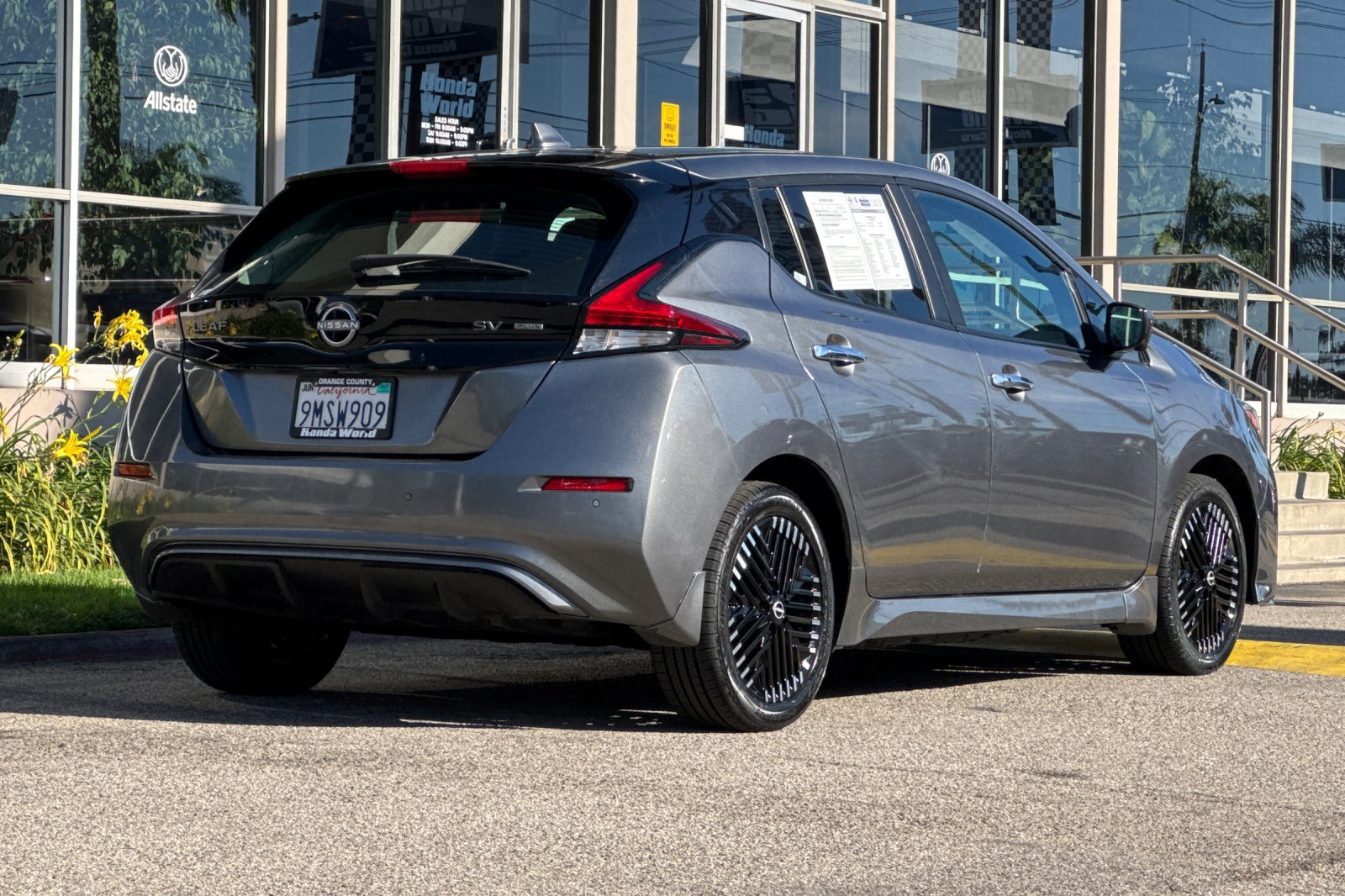 Used 2024 Nissan Leaf SV Plus FWD image 4