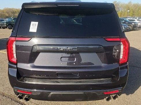 Used 2024 GMC Yukon Denali Ultimate AWD/4WD image 3