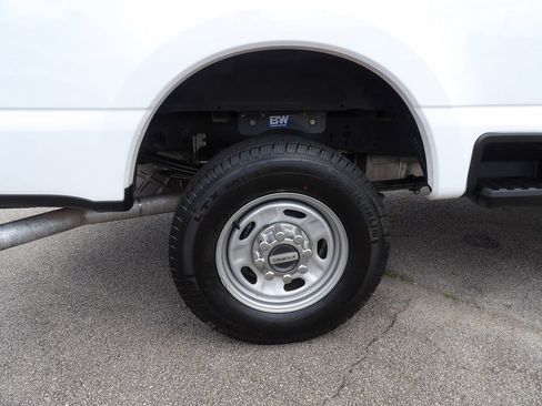 Used 2024 Ford F250 XL w/ XL Chrome Package AWD/4WD image 13