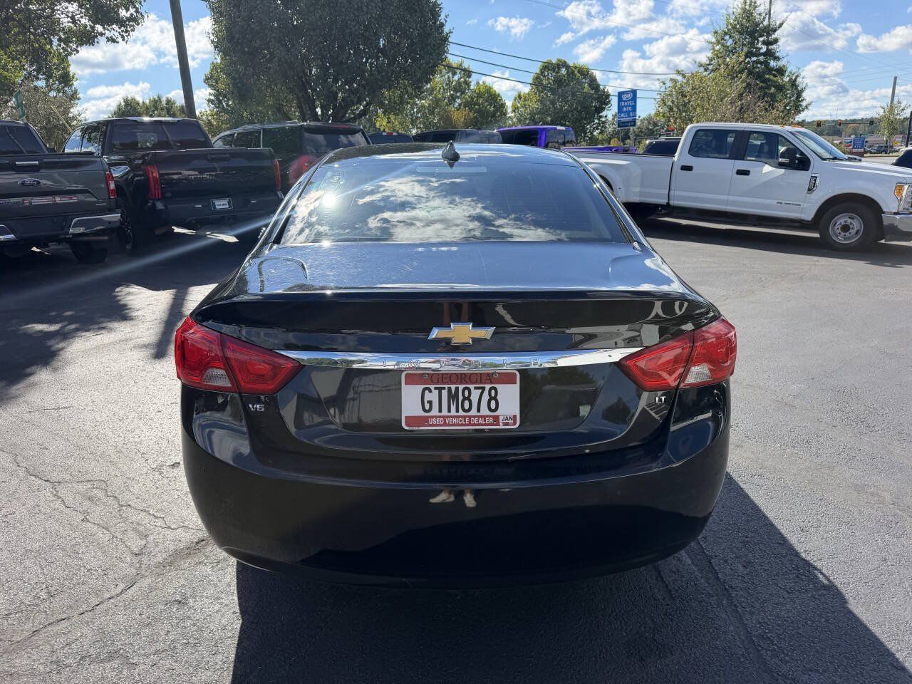 Used 2019 Chevrolet Impala LT FWD image 3
