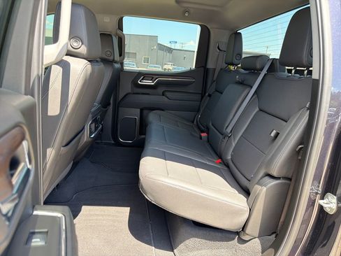 Certified 2025 GMC Sierra 1500 SLT w/ SLT Premium Package AWD/4WD image 29