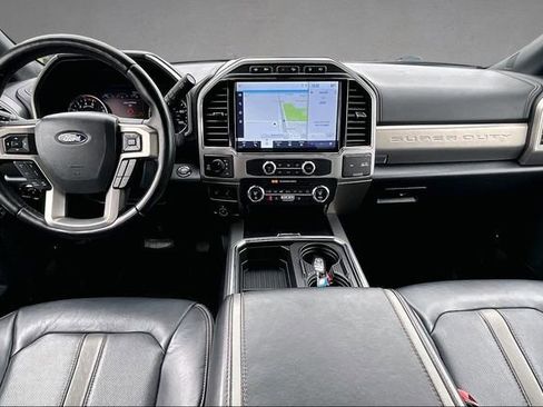 Used 2022 Ford F350 Platinum AWD/4WD image 12