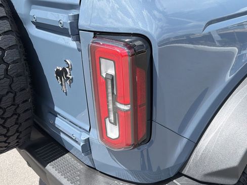 Certified 2025 Ford Bronco Badlands w/ Sasquatch Package AWD/4WD image 9
