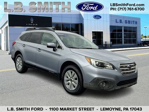 Used 2017 Subaru Outback 2.5i Premium w/ Popular Package #2 AWD/4WD image 1