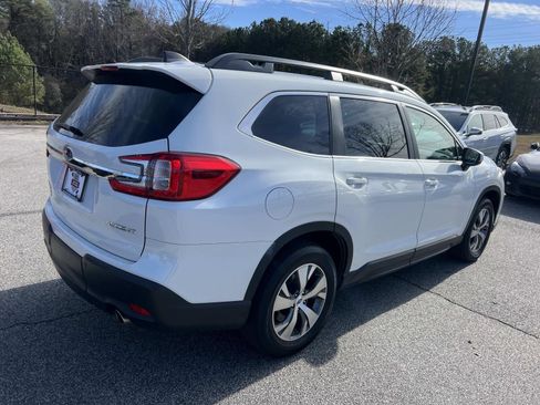 Certified 2024 Subaru Ascent Premium w/ Convenience Package image 7