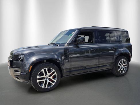 Used 2024 Land Rover Defender 110 X AWD/4WD image 3
