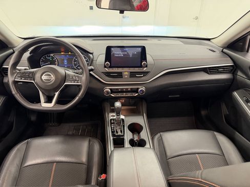 Used 2022 Nissan Altima 2.5 SR image 43