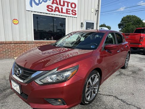 Used 2016 Nissan Altima 2.5 SR FWD image 3