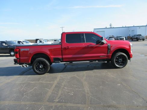 Used 2024 Ford F250 Lariat w/ Lariat Ultimate Package AWD/4WD image 5