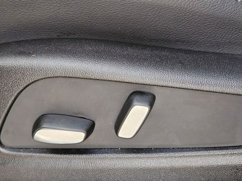 New 2025 Cadillac XT6 Luxury image 26