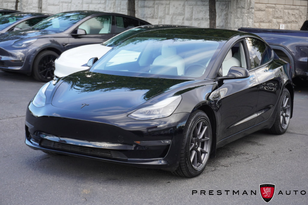 Used 2022 Tesla Model 3 Long Range AWD/4WD image 3