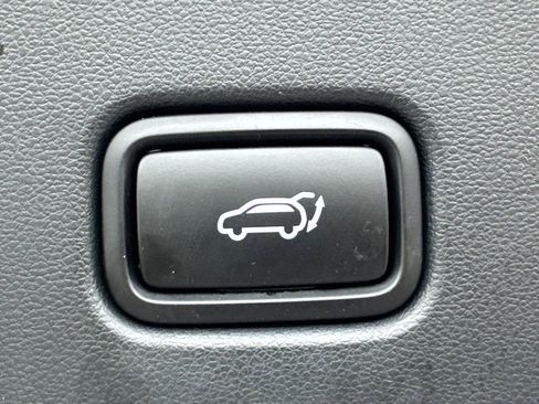 Used 2024 Hyundai Tucson Limited AWD/4WD image 19