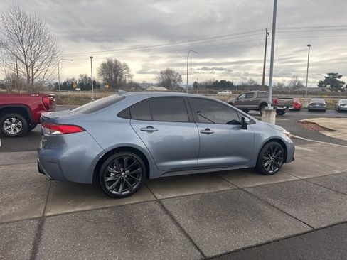 Used 2023 Toyota Corolla SE w/ Carpet Mat Package (TMS) image 5