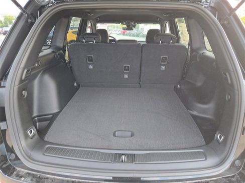 New 2025 Jeep Grand Cherokee Laredo w/ MOPAR Finishing Package image 18