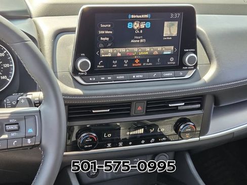 Used 2026 Nissan Rogue SV FWD image 23