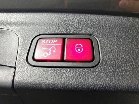 Used 2021 Mercedes-Benz GLE 350 4MATIC image 10