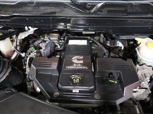 Used 2023 RAM 3500 Limited AWD/4WD image 77