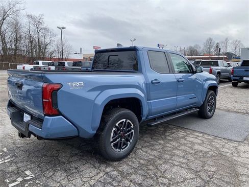 New 2026 Toyota Tacoma TRD Sport image 3