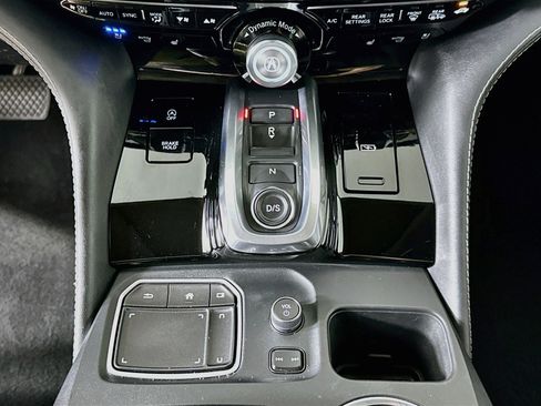 Used 2023 Acura MDX SH-AWD w/ Advance Package image 25