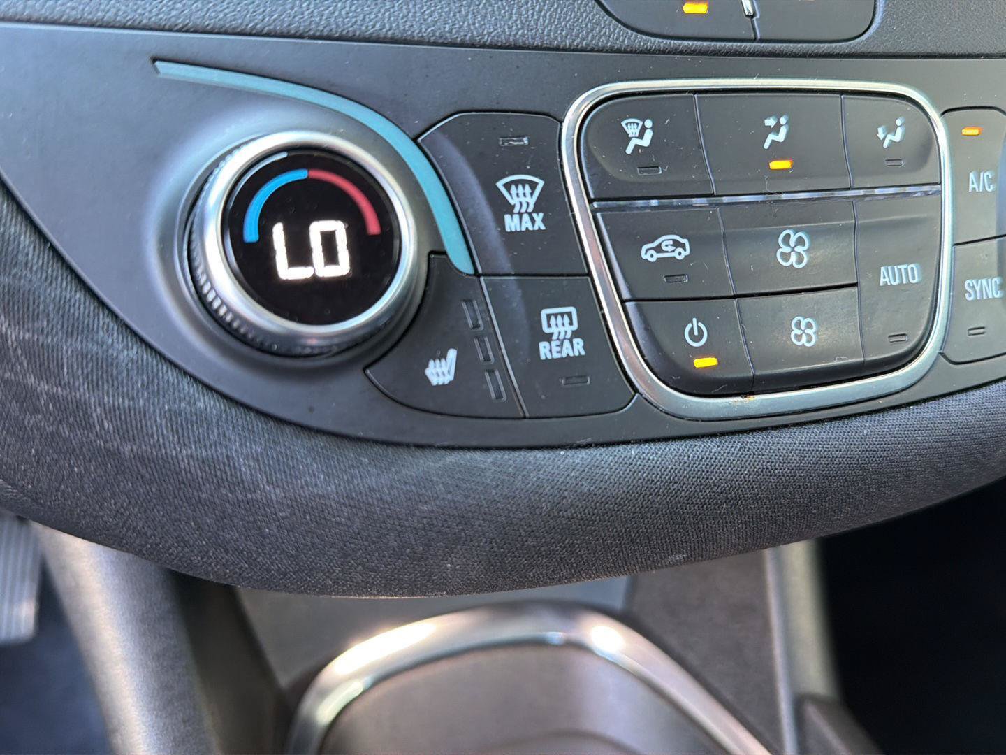 Used 2025 Chevrolet Malibu LT FWD image 26
