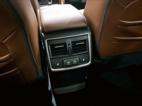 Used 2020 Subaru Forester Touring image 31