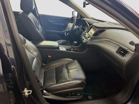 Used 2014 Chevrolet Impala LTZ FWD image 33