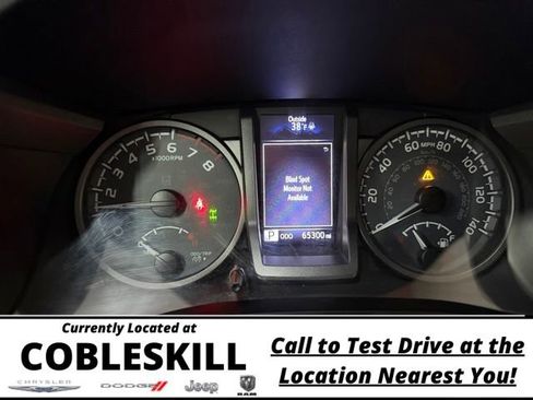 Used 2017 Toyota Tacoma 4x4 Double Cab image 17