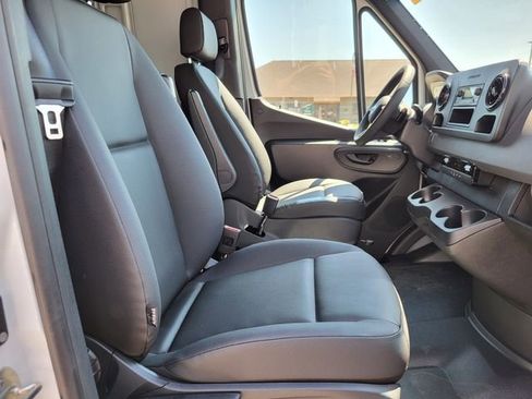 New 2025 Mercedes-Benz Sprinter 2500 image 16
