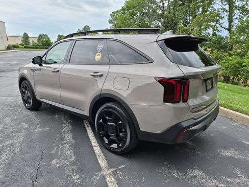 Certified 2025 Kia Sorento SX Prestige w/ Olive Brown Leather Package AWD/4WD image 7