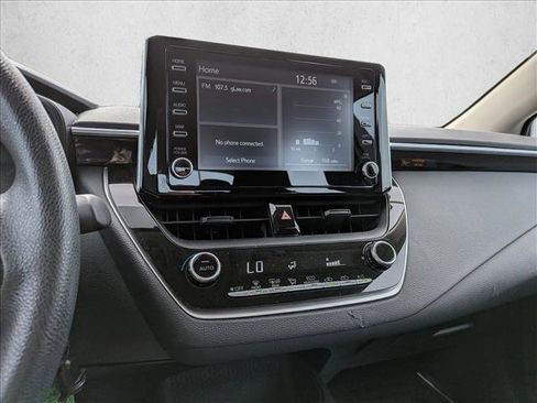 Used 2020 Toyota Corolla LE FWD image 14
