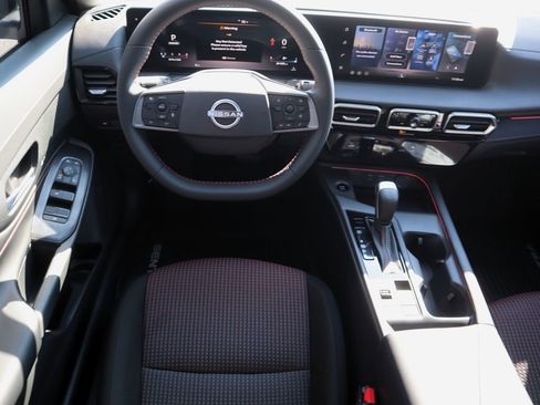 New 2026 Nissan Sentra SR w/ Floor Mat Package image 11