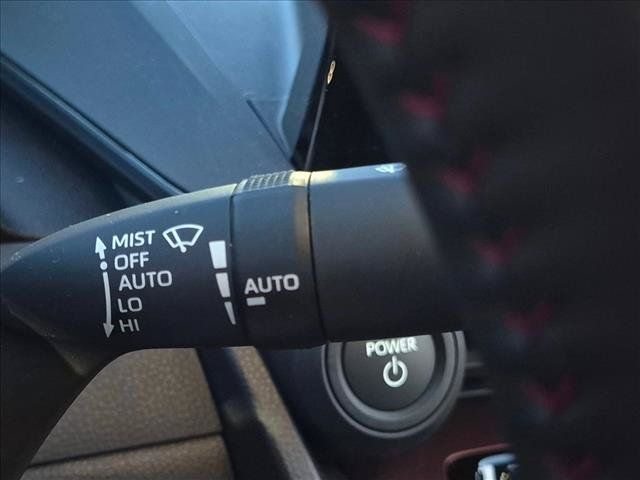 Used 2026 Toyota Prius Plug-In Hybrid FWD image 9