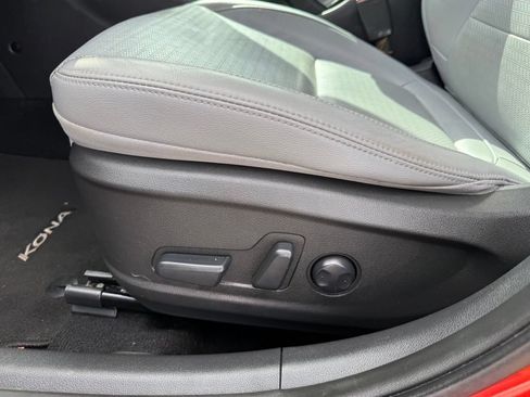Used 2019 Hyundai Kona Ultimate FWD image 15