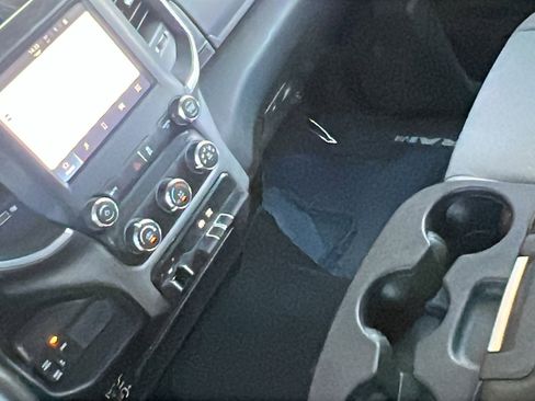 Used 2024 RAM 2500 Big Horn image 28