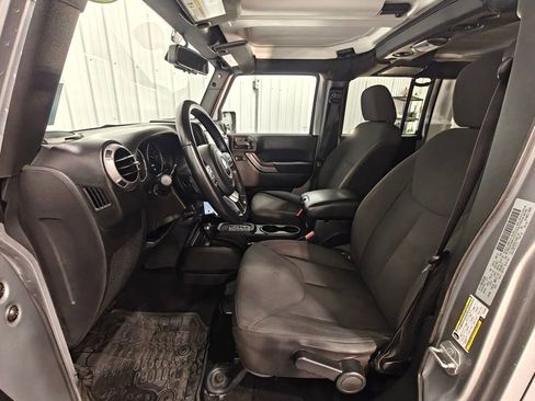 Used 2017 Jeep Wrangler Unlimited Sport w/ Quick Order Package 24S AWD/4WD image 22