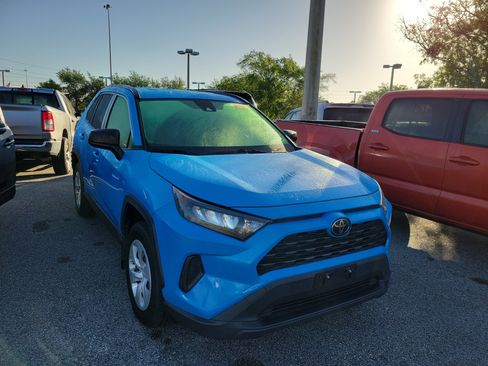 Used 2019 Toyota RAV4 LE w/ All Weather Liner Package image 28