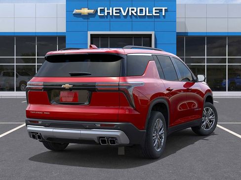 New 2026 Chevrolet Traverse LT w/ LPO, Floor Liner Package AWD/4WD image 4