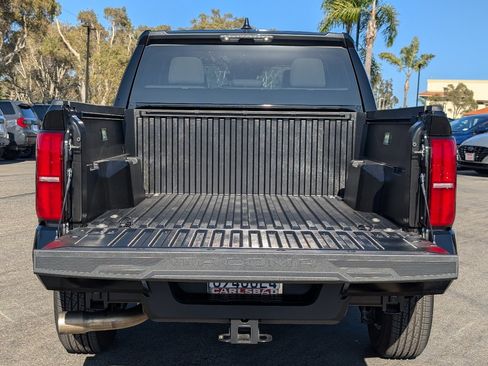 Used 2026 Toyota Tacoma SR5 RWD image 9