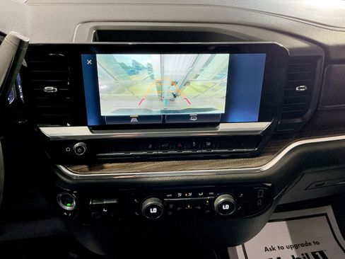 Used 2024 Chevrolet Silverado 3500 LT image 27